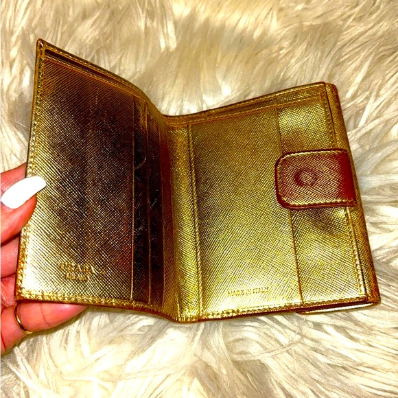 Authentic Prada Snap Wallet - Picture 11 of 11